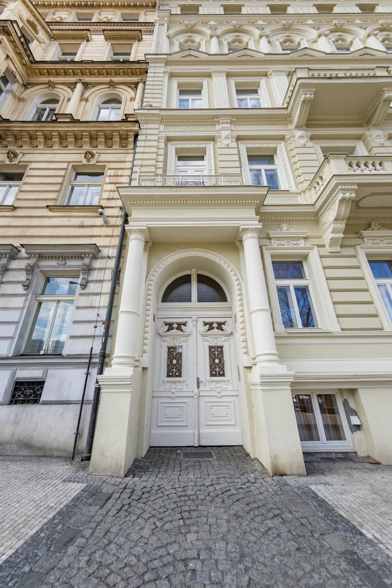 Wenceslas Square Apartment ปราก ภายนอก รูปภาพ
