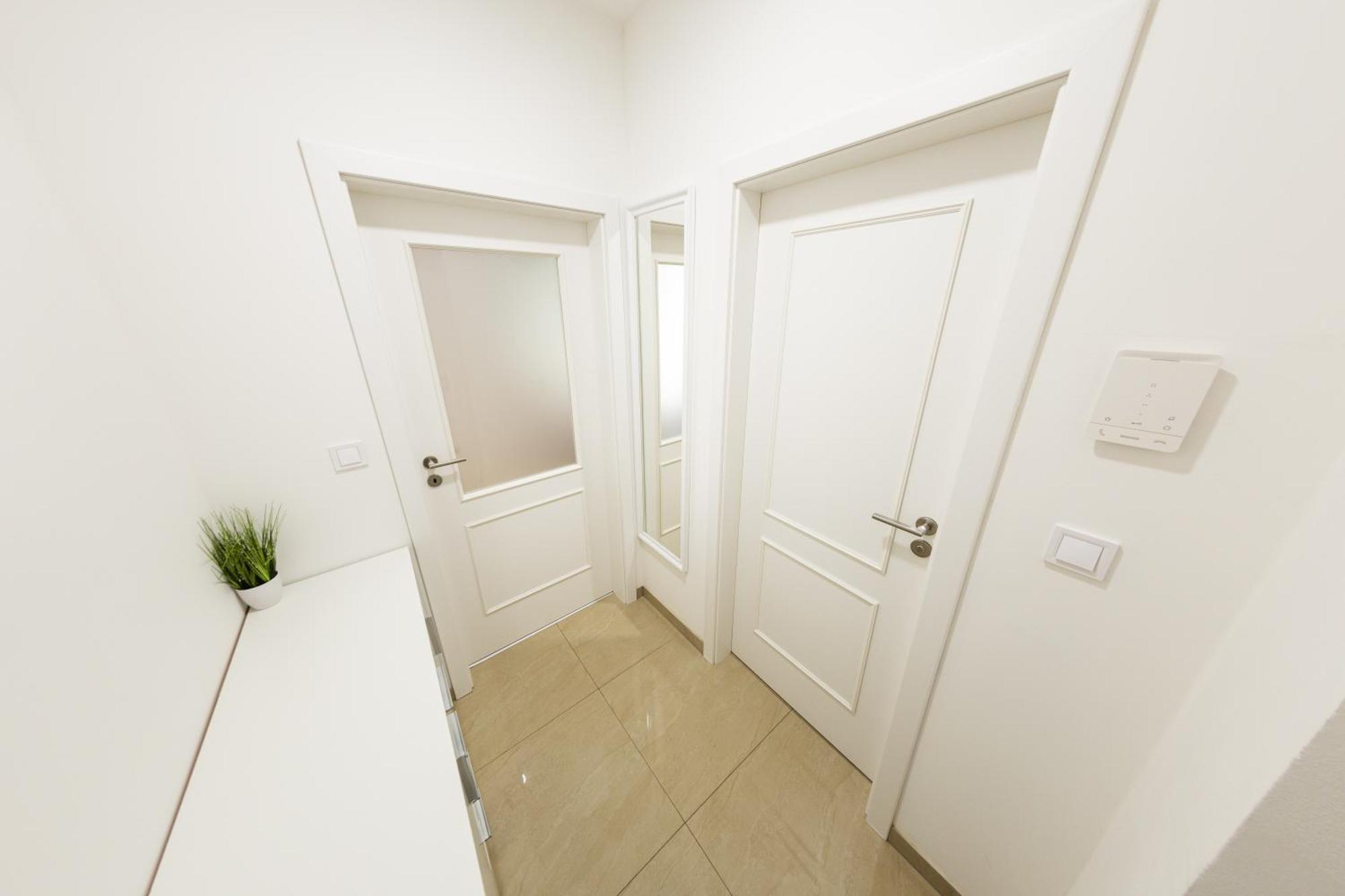 Wenceslas Square Apartment ปราก ภายนอก รูปภาพ